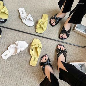 Pantofole Ladies Fashion Open Toe Sandali femminili 2023 Summer Outdoor Leisure Bow Decoration Beach Flip-Flops