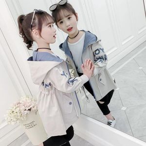 Rain Gear Girls Autumn Jackets barnkläder huva ytterkläder mode vindbrytare topp barn kappa 2 till 12 år gamla baby höstkläder 230620