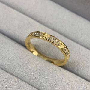 Alianças de casamento para mulheres masculinas anel de designer festa de metal punk anelli acessórios de moda populares prata banhado a ouro joias de luxo anéis de amor lindos ZB019 C23
