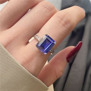 10x12mm Blue Diamond S925 Sterling Silver Designer Ring för Kvinna 5A Cubic Zirconia Kärlek Bröllopsförlovningsvigselringar Dam Lyx Smycken Presentask Storlek 6-9