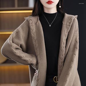 Kvinnors stickor 2023 Spring Cashmere Cardigan Women's Korean Casual Knicked Jacka Pure Wool Loose Hooded Coat tröja