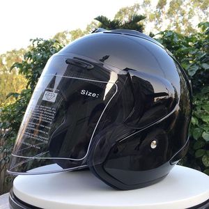 Capacetes de motocicleta de corrida de quatro capacetes de motocross na temporada de verão viseira única preta metade à venda