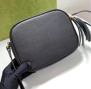 Sälj bra axelväskor toppkvalitet designers handväskor berömda plånbok väska kvinnor crossbody axel fransade mode messenger väskor