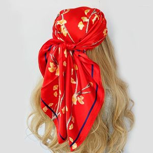 Halsdukar 90 90 cm mode kvinnor sjal tryck silk satin hijab kvinnlig bandana fyrkantiga damer bandanna foulard ljuddämpare