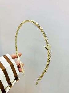 High-End Inverted Triangle Label Alloy Letter Headband French High-Grade Zircon Hair Accessories Fashion Simple Japanese European and American Style