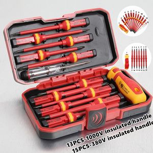 Skruvmejslar 1PC15PCS 380V13PCS 1000V Förändrad isolerad skruvmejseluppsättning och magnetiska slitsbitar Reparationsverktyg Electrician Tools 230620