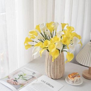 Flores decorativas 34cm Pu Flor Falsa Artificial Calla Lily Plantas Para Decoração de Casa Casamento Buquê de Noiva Decoração de Mesa Multi Cor