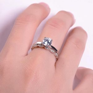 Cluster Rings GEM'S BALLET Real 925 Silver Sterling 4 Prong Moissanite Solitaire Set For Women Wedding Fine Jewelry (0.5Ct 5mm EF Color)