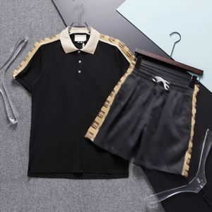 Tshirt Polo Mens Tracksuits Summer Casual Designer Tracksuitsr Tops Tops Pants Jogging T-shirt per abbigliamento sportivo traspirato Aggiungi pantaloni Abito a due pezzi
