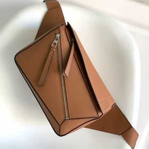 أكياس خصر جلدية حقيقية كلاسيكية لمصمم الإنسان حقيبة أحزمة ألغاز المرأة الفاخرة Bumbag Crossbody Zipper الهندسة فانيباك عالية الجودة