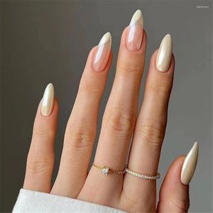 Künstliche Nägel, modisch, elegant, perlmuttfarben, künstliche Nagelspitzen mit Designs, tragbar, Set zum Aufdrücken, French-Mandel-Maniküre