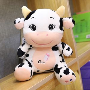 Pluszowe lalki 1PC 22/26CM KAWAII Baby Cow Pluszowe zabawki Pchane miękkie zwierzę słodkie lalki bydła dla dzieci dziewczęta dekoracje domowe apease urodzinowy prezent 230621