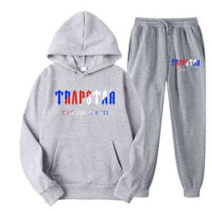 Трепный костюм TRAPSTAR Бренд Печатный