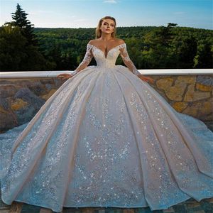 Glitter Dubai Arabia Ball Gown Abiti da sposa Maniche lunghe Perline Pizzo Appliqued Plus Size Abiti da sposa su misura Crystal Robe d296j