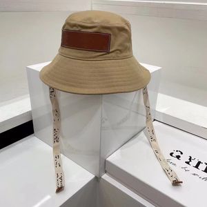 Ssyy kova şapka tasarımcı şapkası geniş ağzına kadar kötü şapka lüks kova şapka düz renkli mektup tasarım atmosfer moda boş zaman güneşlik kapağı mizaç çok yönlü şapka çifti