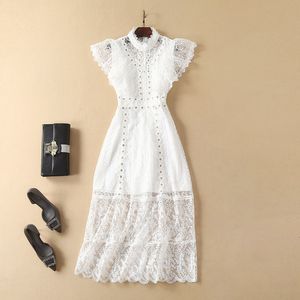 Casual Dresses 2023 Romantic Vintage Victorian Temperament White Dresses Women Butterfly Beaded Floral Embroidery Mid Lace Dress Hollow Out Dress