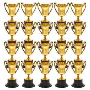 Objetos decorativos Estatuetas Troféus Troféus Prêmio Festa Infantil Cup Prêmios Pequeno Mini Para Ouro Copas de Futebol Prêmio E Vencedor Favor Plástico Aluno Recompensa 230621