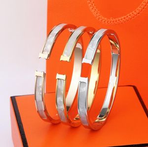 Frauen Charme Armbänder Designerin Muschelschmales Armband Titanstahl 18K Roségold Schmuck Armband Frauen Mode Gold Silber Schmuck Armband