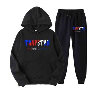 Trailsuit Trapstar Marka Baskılı Spor Giyim Erkek Tişörtleri 16 Renk Sıcak İki Parça Set Gevşek Hoodie Sweatshirt Pantolon Tasarımı 802ess