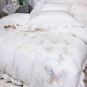 Sängkläder sätter fjäril broderad vit uppsättning lyxig egyptisk bomullsprinsessa bröllop fast täcke/täcke täcke lakan kuddar