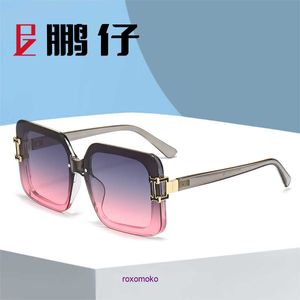 Großhandel Designer H Home Sonnenbrillen zu verkaufen Modische neue quadratische Sonnenblende Persönlichkeit Outdoor Block Street Fashion Sunglasse Wit mit Geschenkbox