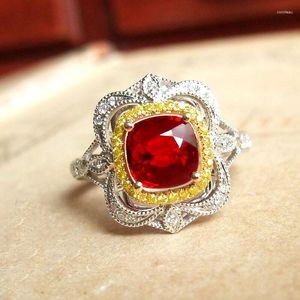 Cluster Rings Foydjew Italian Retro Jewelry Luxury Simulation Mozambique Pigeon Blood Red Ruby Irises Design Silver Color Ring For Women