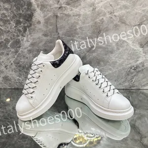 2023 Luxurys Fashion Shoes White Black Dream Sneaker Womens and Mens Rubber Sole SOOL SOOL CALFSKIN LÄDER LACE-UP TRAINERS
