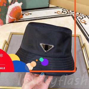 8Pra Hats Bucket Hat Casquette Designer Stars with The Same Casual Outing Flat-top Small Brimmed Hats Wild Triangle Standard Ins Ba233G5583