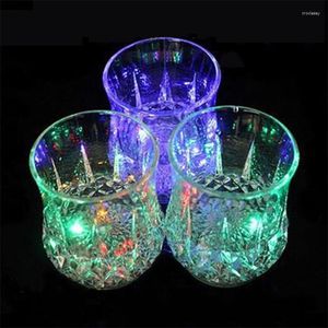 Garrafas de água Plástico Copo de Luz Copos de Vinho Líquido Luminoso Bebida Colorida Brilhante Led Indução Módulo Abacaxi
