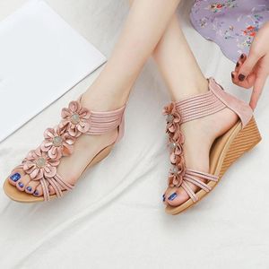 Sandália Bohemian Lady Slope Com Saia Cunha Flor de Verão Sapatos Romanos Sapatos Baixos Para Mulheres Tamanho 11