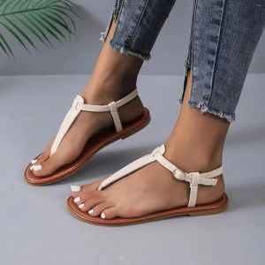 Sandalet bayanlar yaz basit düz renk dışında kalın dip açık ayak parmağı klips büyük boyutlu kadın genişlik