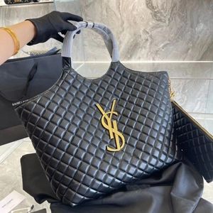 المرأة الفاخرة الأزياء ذات السعة الكبيرة الجودة Crossbody التسوق الأكياس الشاطئية الشاطئ الشاطئ حقيبة الكتف حقيبة حقيقية y8957