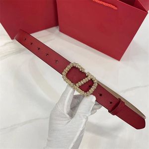 CD FF MBELTS Designer Belt G Luxury Belts For Women Mens Standard Längd Guldbokstäver Fint läder Fashion Classic Trend Good Nice