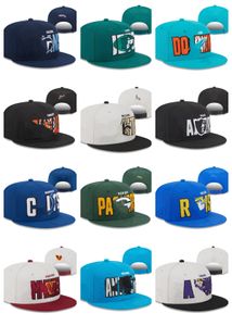 Cappelli Snapbacks di lusso Cappello da baseball di design Tutta la squadra Logo Ricamo per adulti Calcio piatto Pallacanestro Berretto regolabile Berretti a rete Cappello aderente all'aperto Berretto sportivo flessibile