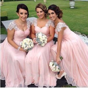 2023 Design modesto Elegante Rosa A linha Vestidos de dama de honra Manga curta Apliques de renda Chiffon frisado até o chão Vestido de dama de honra júnior