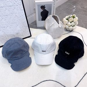 Fashion Ball Caps Classic Simple Unique Denim Blue Designer Perforated Cap Hats for Everyone Available In 3 Colors