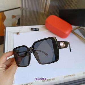 new 2024 ladies polarized sunglasses European and American fashion inlaid H large square UV protection glasses With Gift Box CSR0