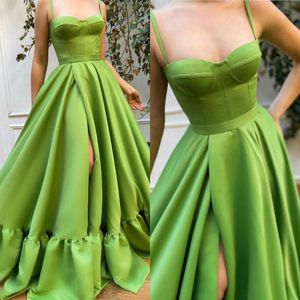 Fashion Grass Green Prom Dresses Straps Evening Gowns Slit Pleats Ruffle Bottom Formal Red Carpet Long Special Ocn Party Dress