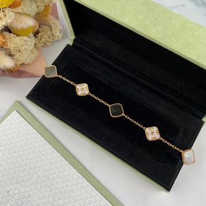 Luxury designer bracelet Four-leaf Cleef clover bracelet Classic Bangle Link Chain Agate Shell for Womens girls Fashion 18k Gold Bracelets Jewelry Women