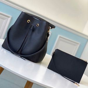 Counter Quality Designer Bucket Bag Luxurys Tote Bag 26cm Genuine Leather Shoulder Bag High Imitation Crossbody Bag With Box ZL059