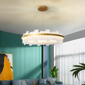 Kronleuchter Moderne LED-Kronleuchter, einfacher Acryl-Lampenschirm mit Fernbedienung, dimmbares Licht, goldene runde Restaurant-Beleuchtungskörper