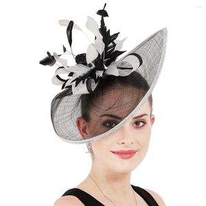 Basker svart cocktail hatt med fjäderblomma milliner vit fascinator hår tillbehör tillfälle bröllop 21 färg väljer