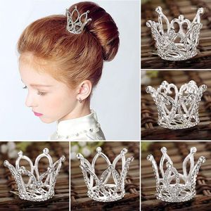 Hårklämmor Barrettes Hårklipp Barn Små Tiara Rhinestone Flower Girl Crown Jewelry Fashion Kid Comb Hairpin Headbonad Presenttillbehör