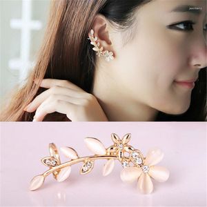 Stud Earrings Crystal Flower Ear Clip Fashion Opal Temperament Bone Beautiful Wedding Jewelry Women