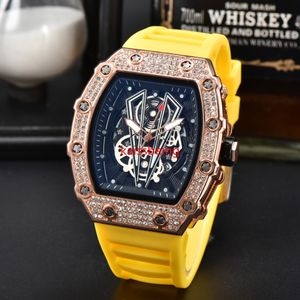 2022 TOP Luxury عالية الجودة للرجال مشاهدة Automatic Automatic Sports 3 Needle Run Seconds Full Function Diamond R Men's Quartz Watch