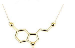 Halsketten Großhandel Trendy Serotonin Halskette Molekül Anhänger Lange Wissenschaft Schmuck Mode Für Frauen Hochzeit