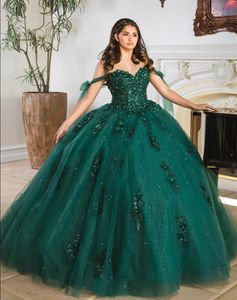 Abiti stile quinceanera principessa verde smeraldo con spalle scoperte corsetto con lacci applique gilè lilla vestidos de 15 quinceanera