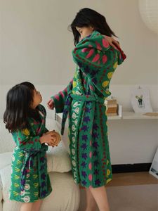 Toalha De Banho Bonita Vegetal Patter Robe De Algodão Toalha De Ouvido Macio Para Crianças Roupão De Banho De Manga Comprida Kimono Pijamas Casaco Cobertor De Banho ToalhasHKD230625