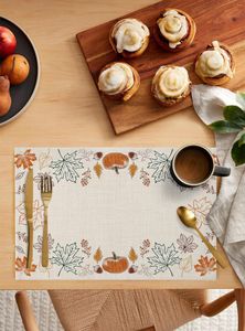 Bordmattor Thanksgiving Autumn Pumpkin Kitchen Dining Decor Accessories 4/6pcs Placemat Värmebeständiga linnebordsartiklar