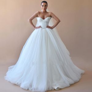Romantic Princess Ball Gown Wedding Dresses V Neck Sleeveless Tulle Bridal Dress Lace Up Back Bead Robe de Mairee